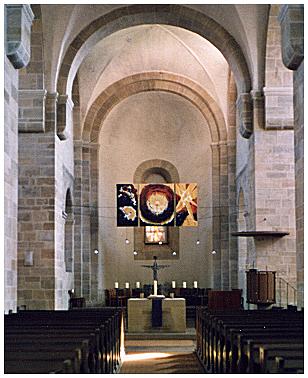 Kreuzweg - Triptychon von Ute Jungclas in der Klosterkirche