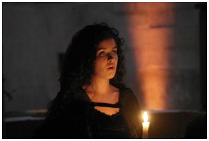 Kerzenritus bei einem Konzert in der Klosterkirche