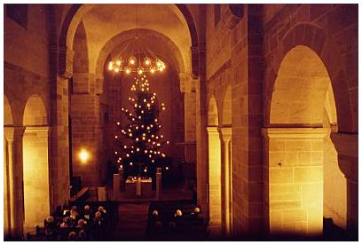 Weihnachtliche Klosterkirche